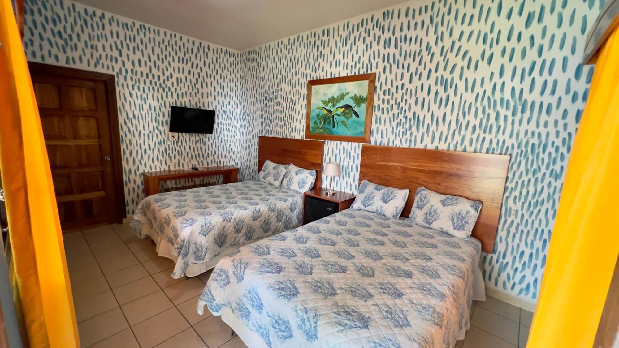 Hotel Vina Del Mar Омоа Экстерьер фото