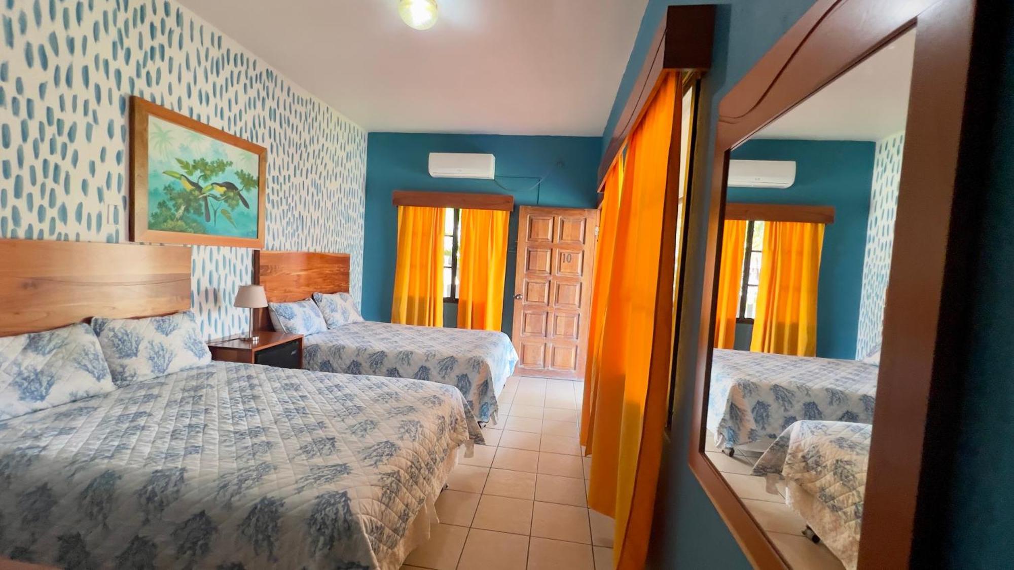 Hotel Vina Del Mar Омоа Экстерьер фото